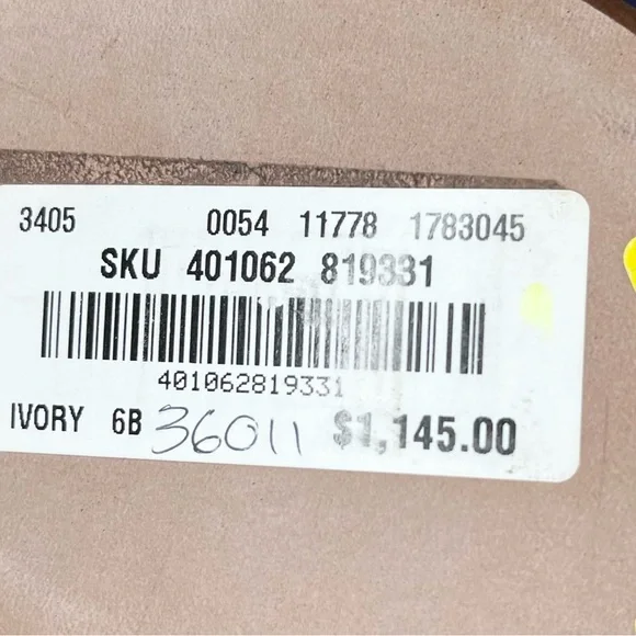 Valentino Garavani Rockstud Leather Casual Sandal with Cabochon Stones - Picture 3 of 9